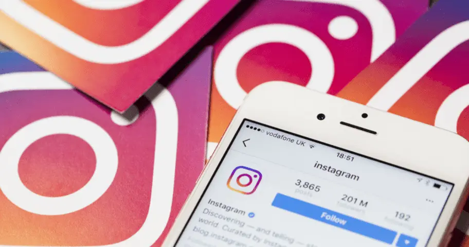 Comment écrire une bio Instagram irrésistible | 25+ exemples & méthodes